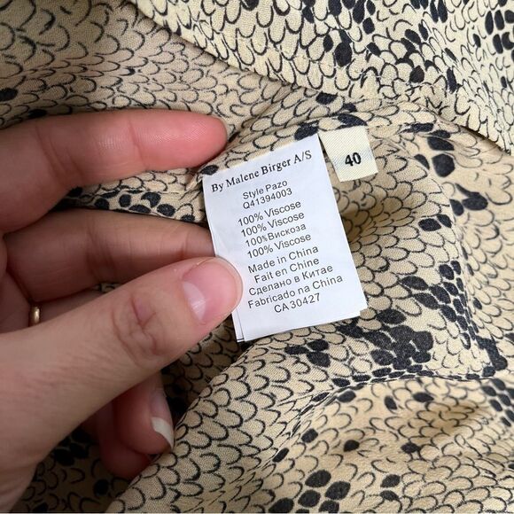 Snake print wrap style dress by Malene birger - Picture 5 of 8